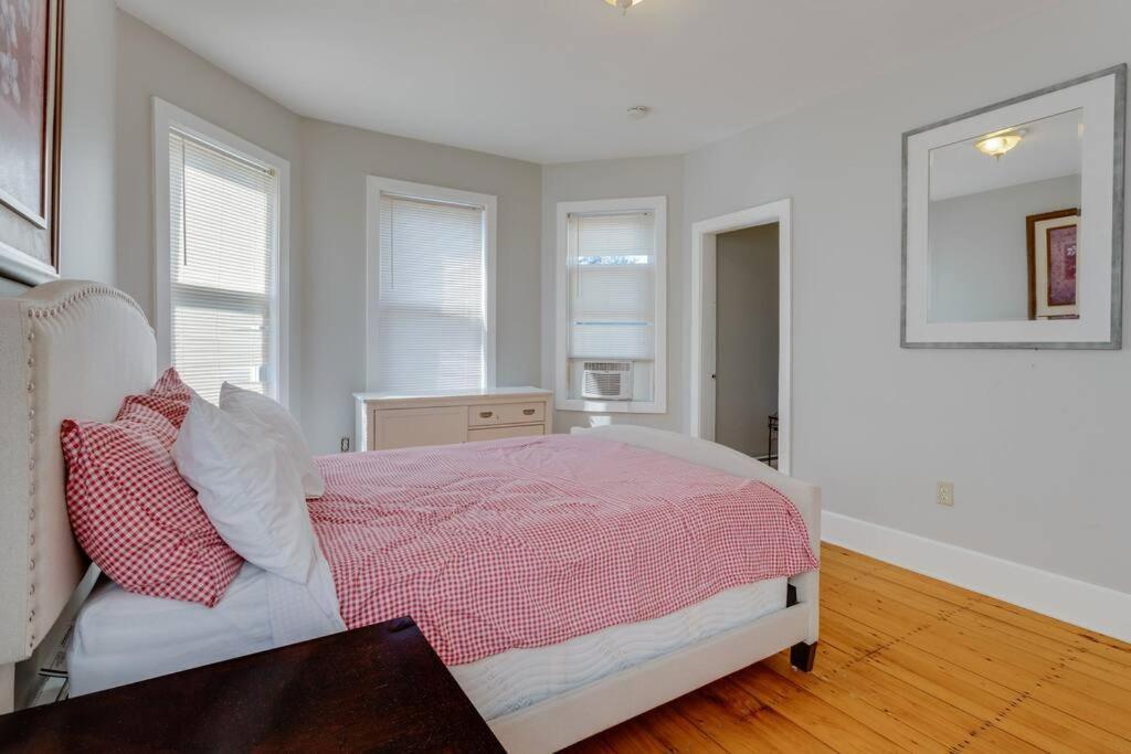 New! Boston Condo Near Mbta, 3 Mi To Fenway! Eksteriør bilde